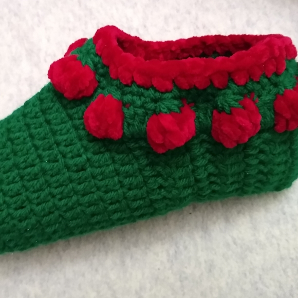 Strawberry sleepers, Handmade crochet - Picture 7 of 8
